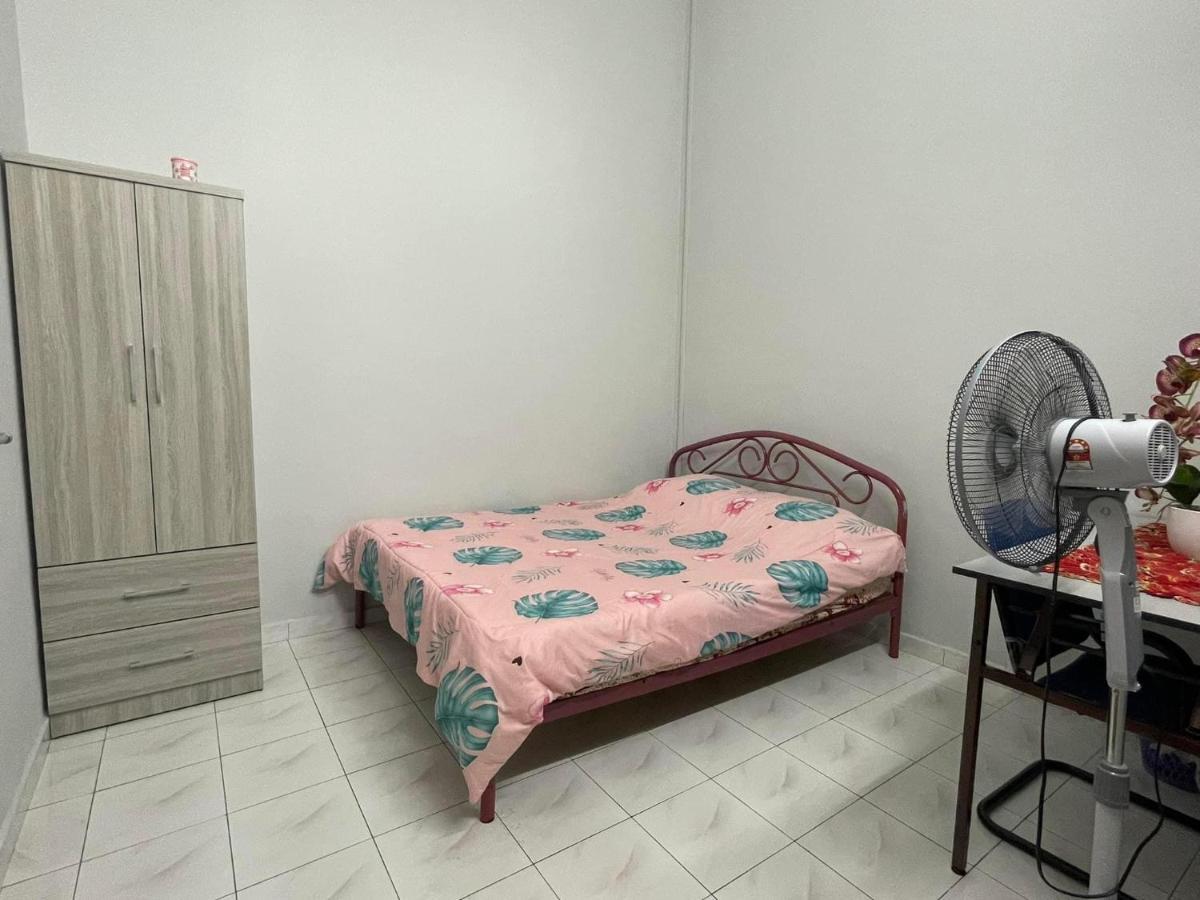 Homestaymuslim Di Teluk Intan Esterno foto